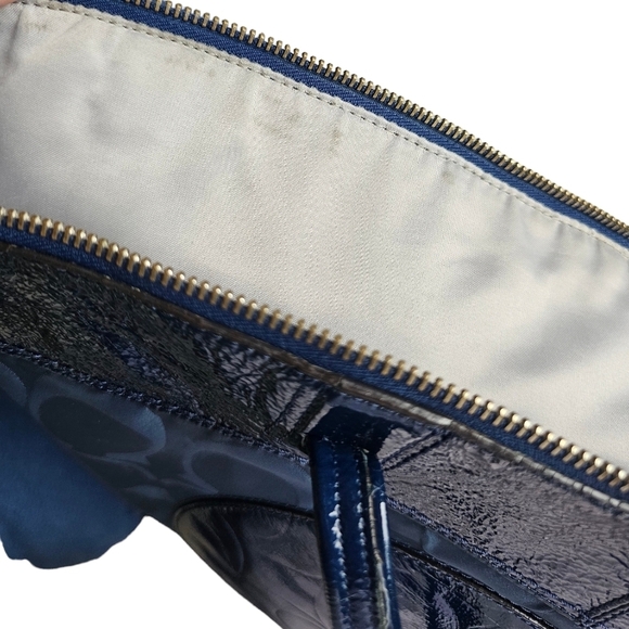 Coach Laura patent leather satin fabric navy blue sholder tote bag. - Picture 7 of 11